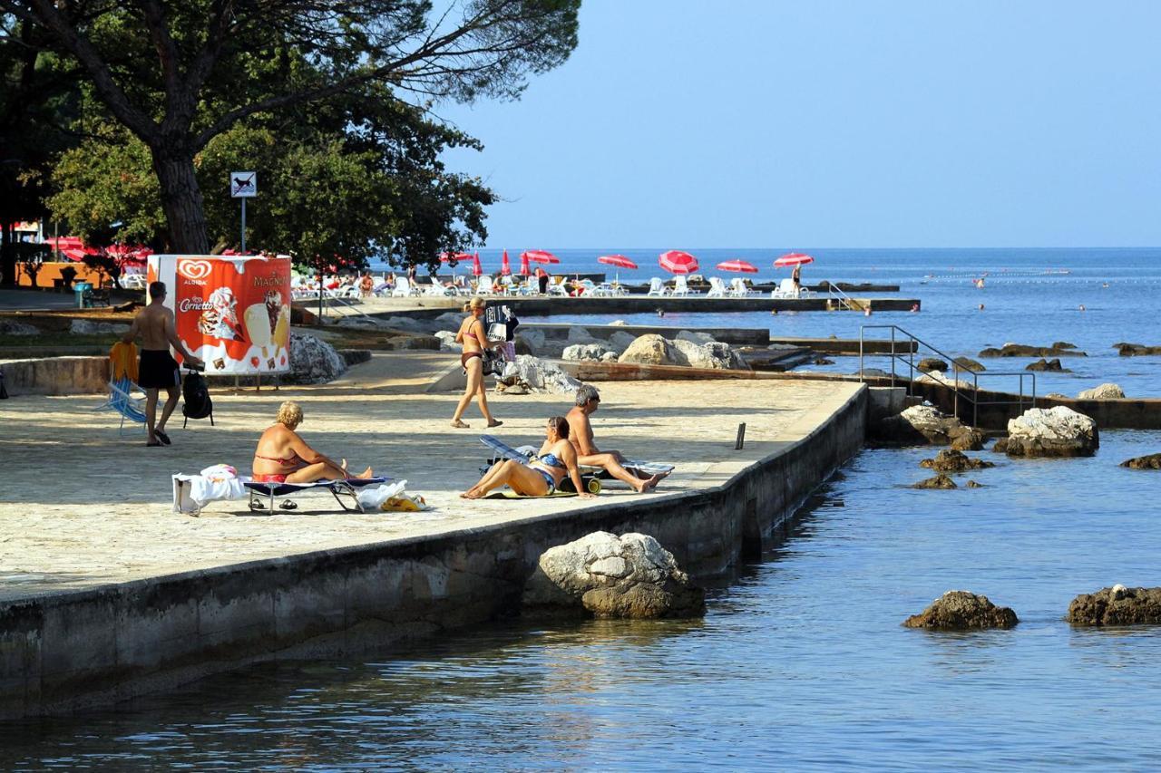 Apartments With A Parking Space Umag - 7109 Екстериор снимка