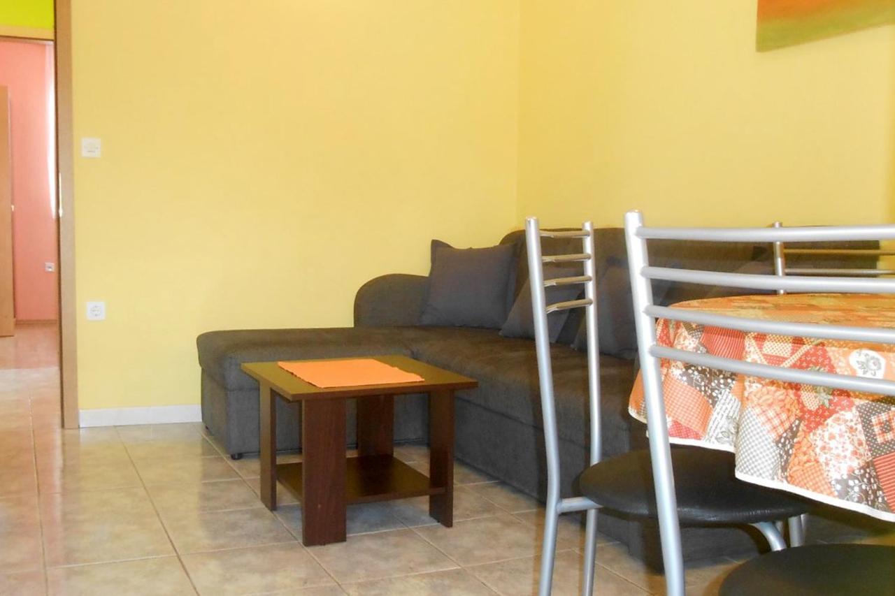 Apartments With A Parking Space Umag - 7109 Екстериор снимка