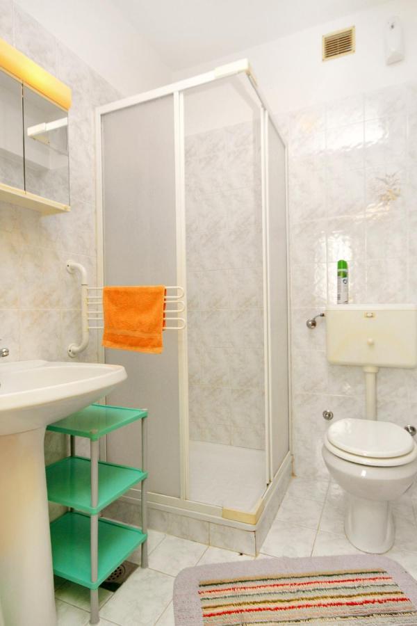 Apartments With A Parking Space Umag - 7109 Екстериор снимка